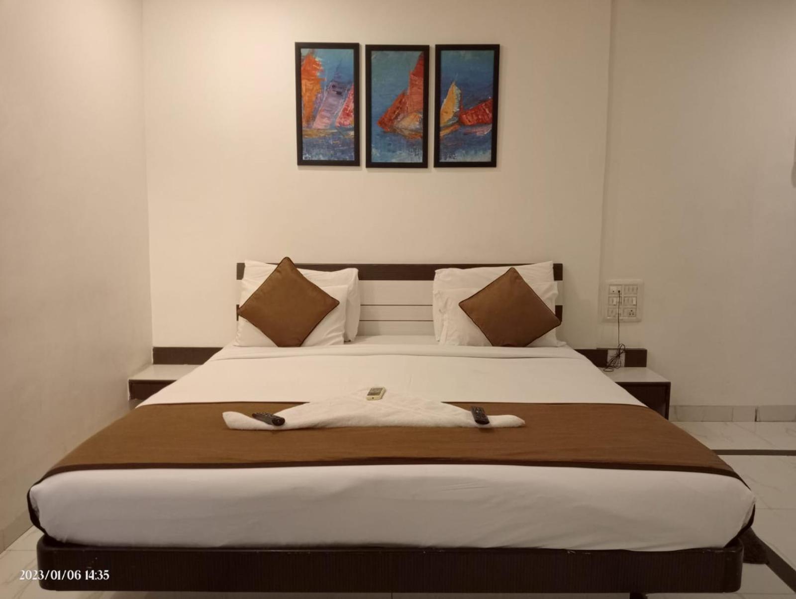 Hotel Saikripa Imperial Daman Exterior photo